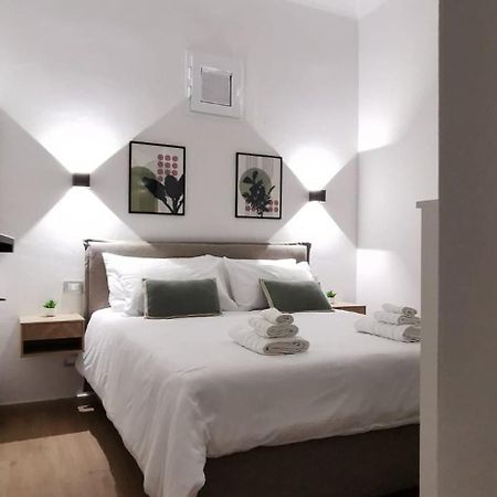 Piccolo Incanto Apartment Palermo Bagian luar foto
