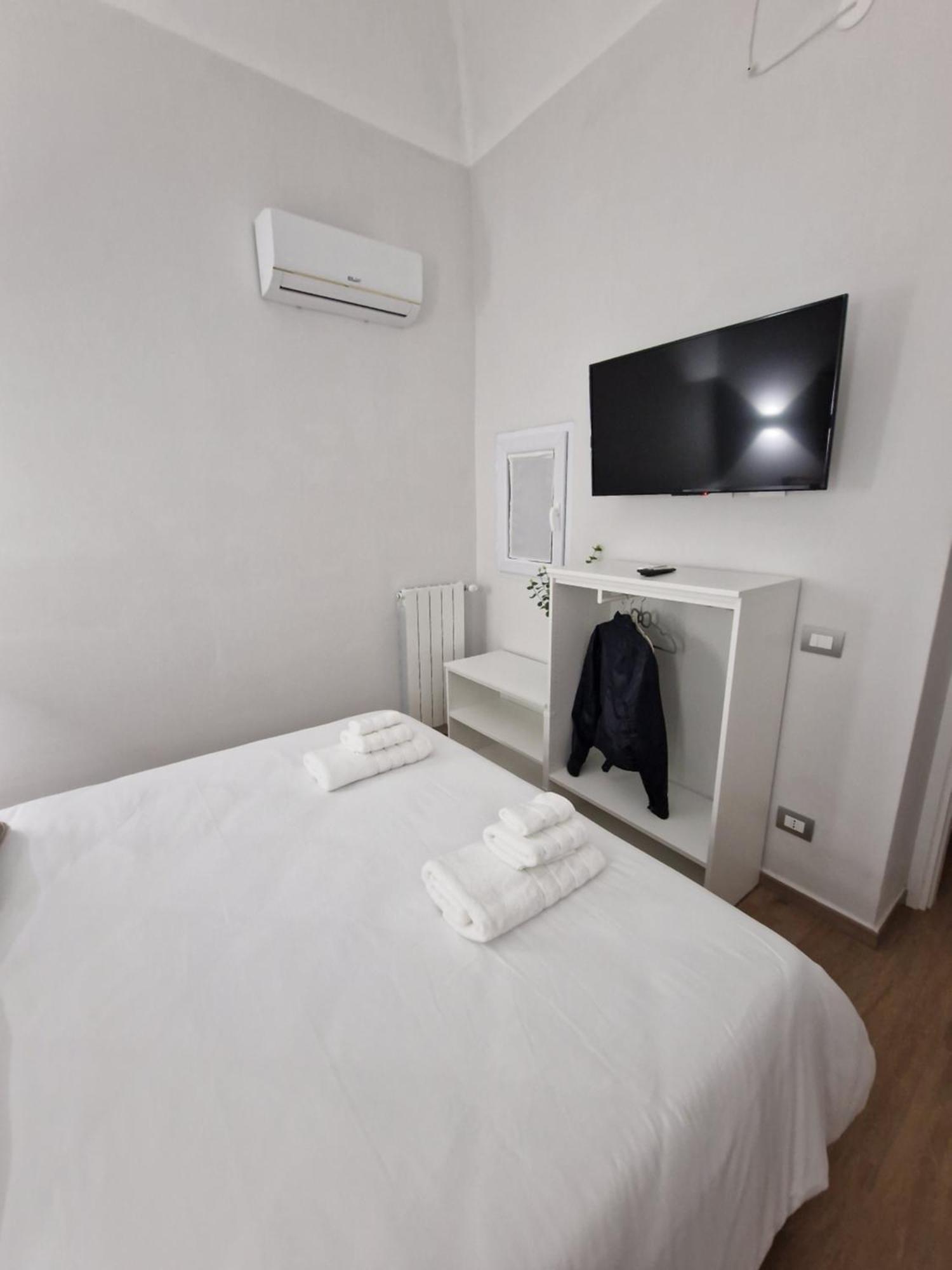 Piccolo Incanto Apartment Palermo Bagian luar foto